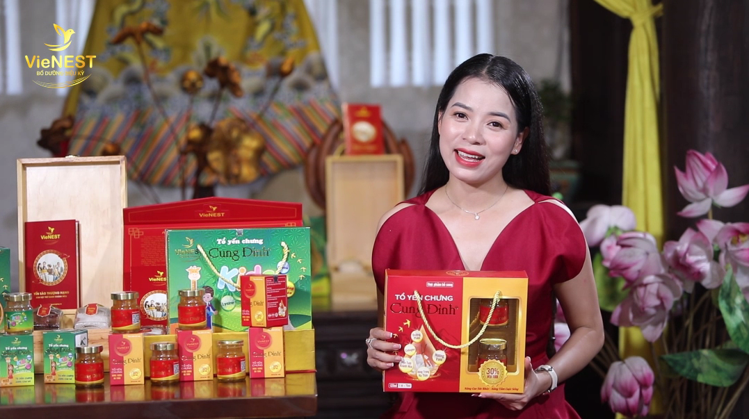 Tổ yến chưng Cung Đình