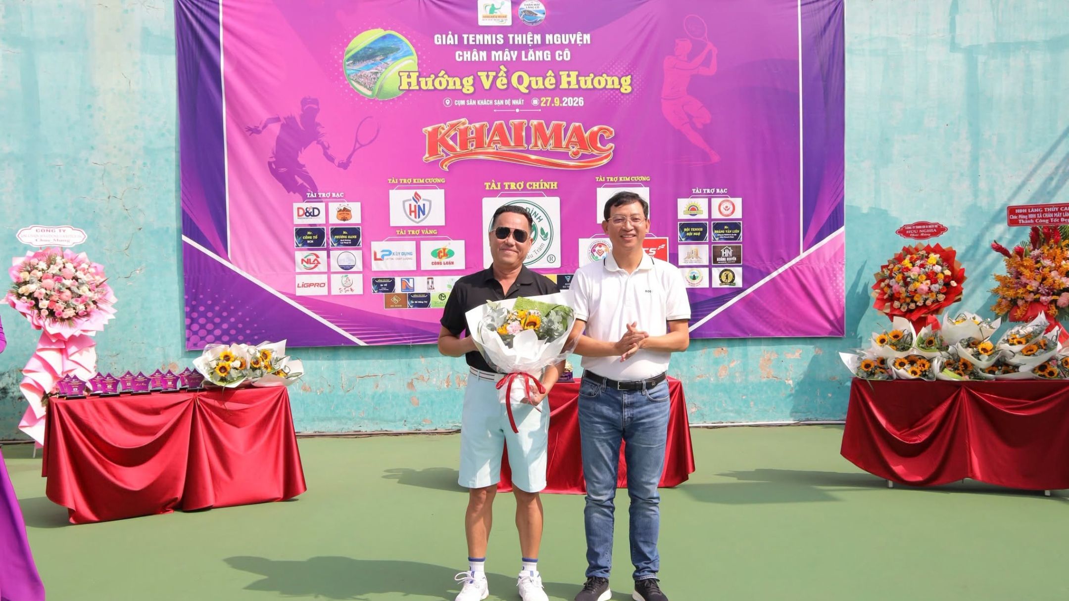 Cung Đình - nhà tài trợ chính của giải đấu tennis thiện nguyện