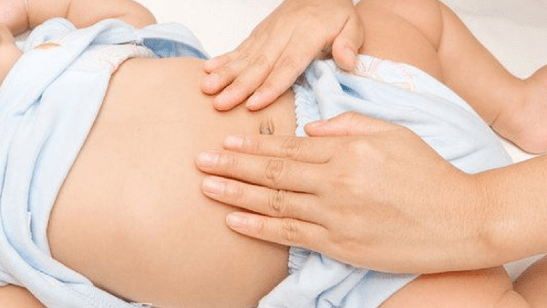 Massage bụng cho bé giúp bé ăn ngon