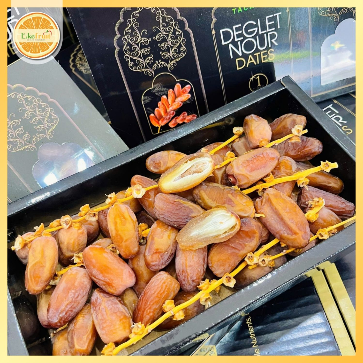 Chà là khô cành hộp đen TACAGO 500gr