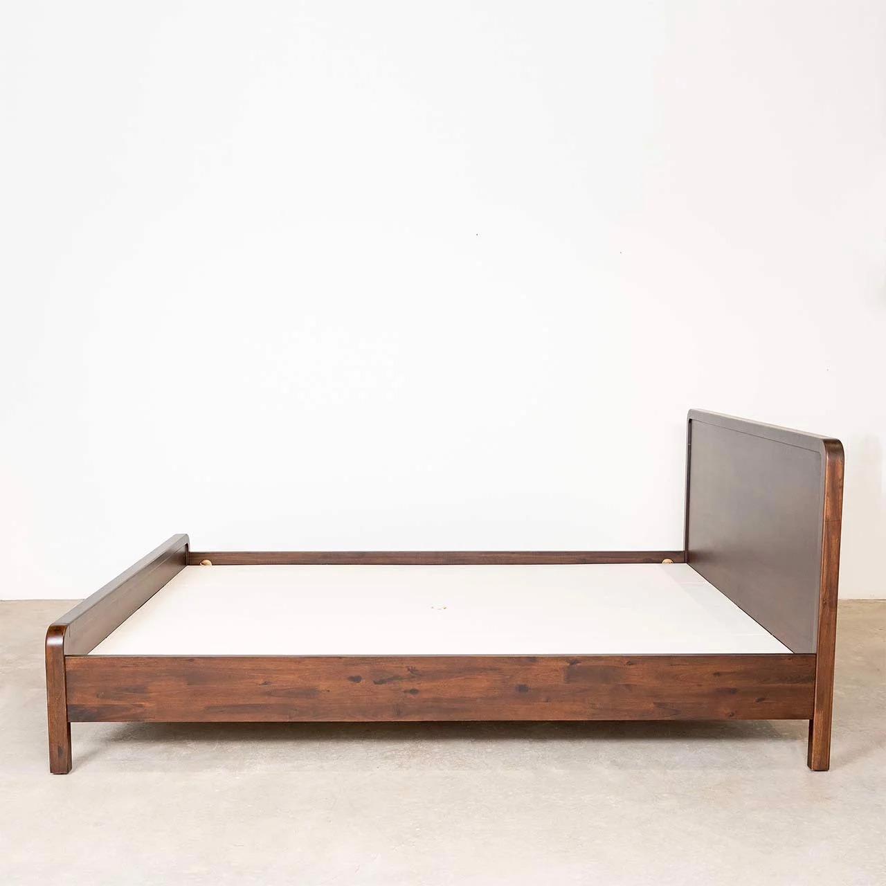 Giường Ngủ Gỗ Tràm