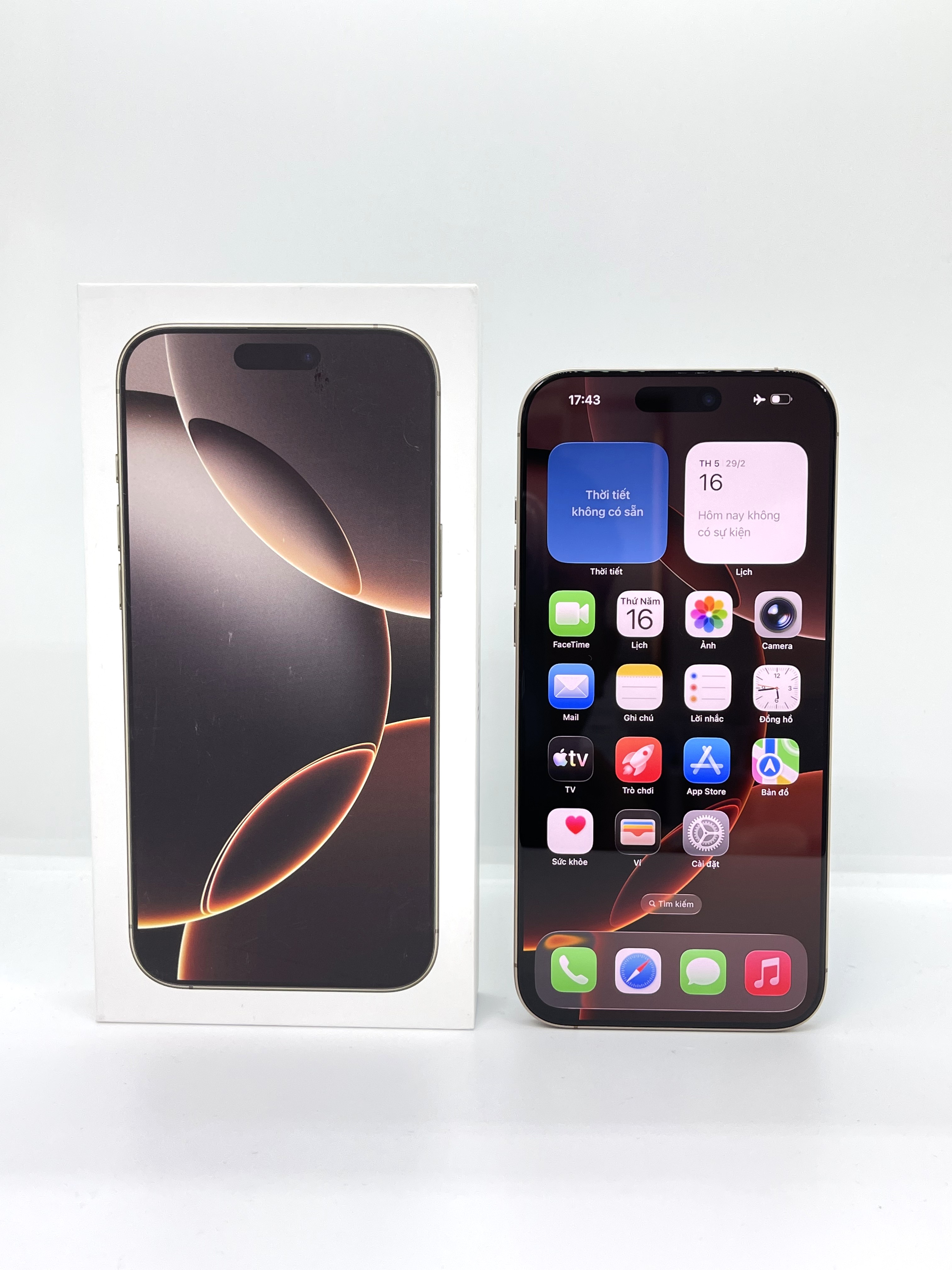 iPhone 16 Pro Max 256GB Titan Sa Mạc