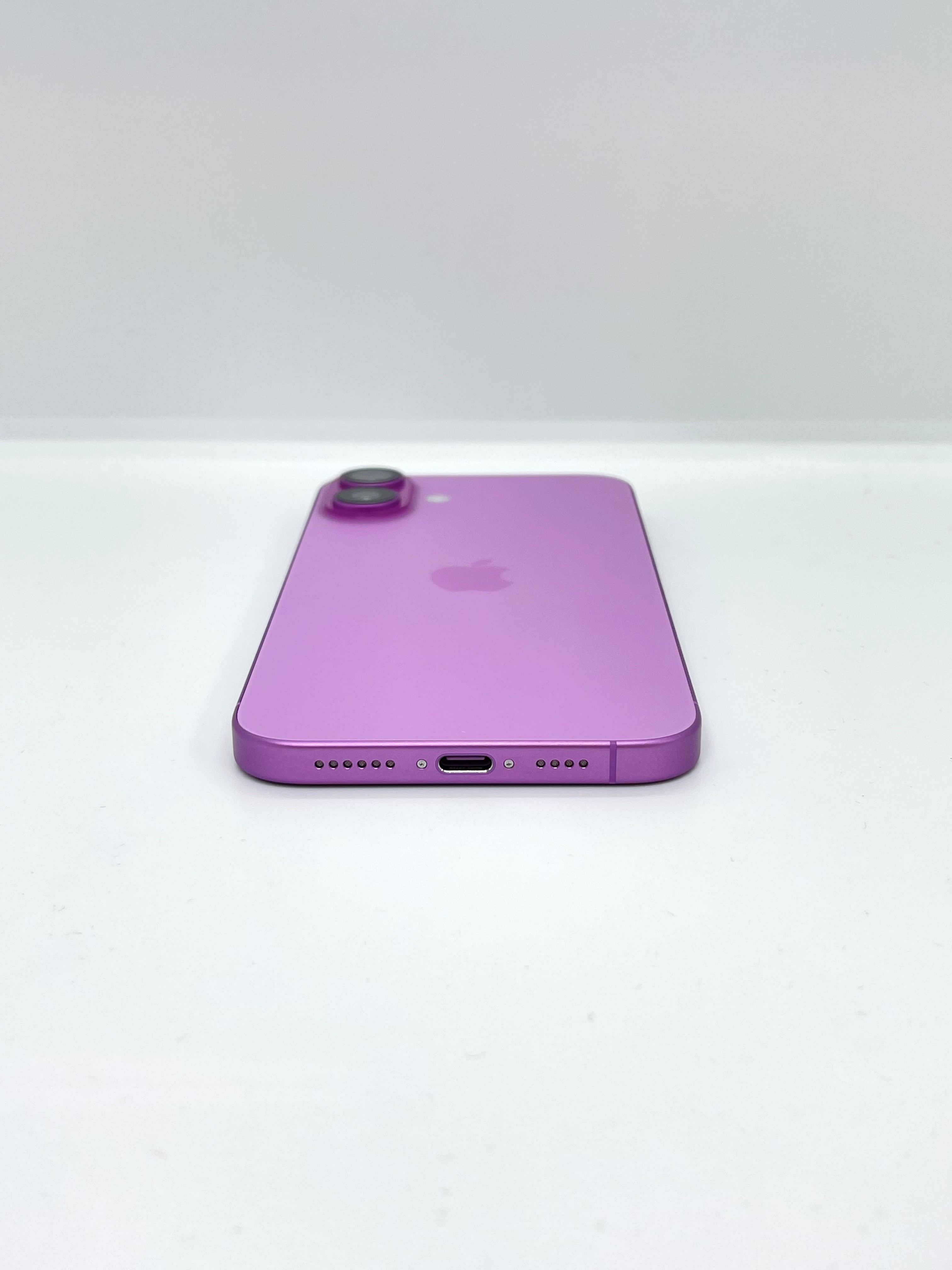 iPhone 16 Plus 128GB Pink