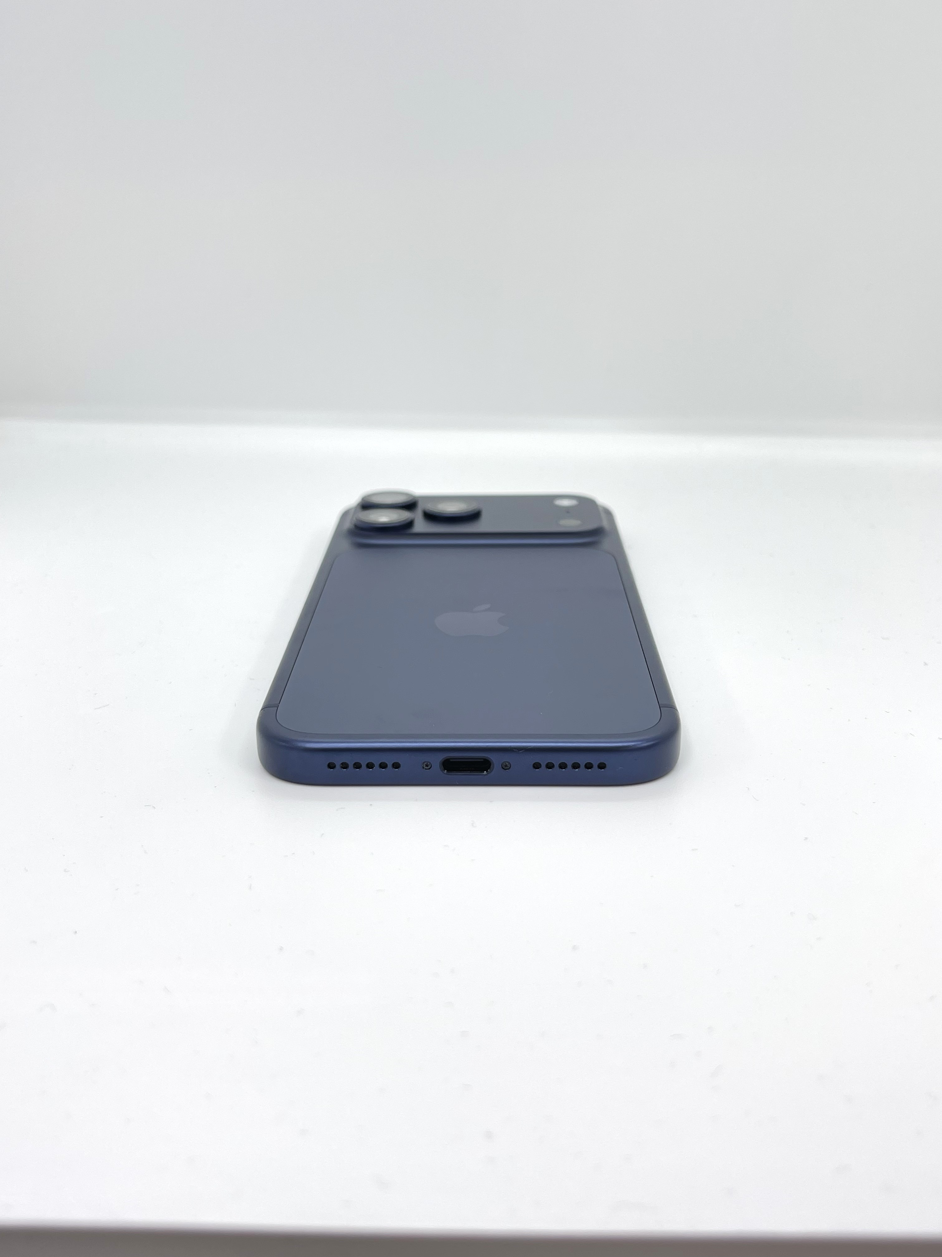 iPhone 17 Pro Max 256GB Blue