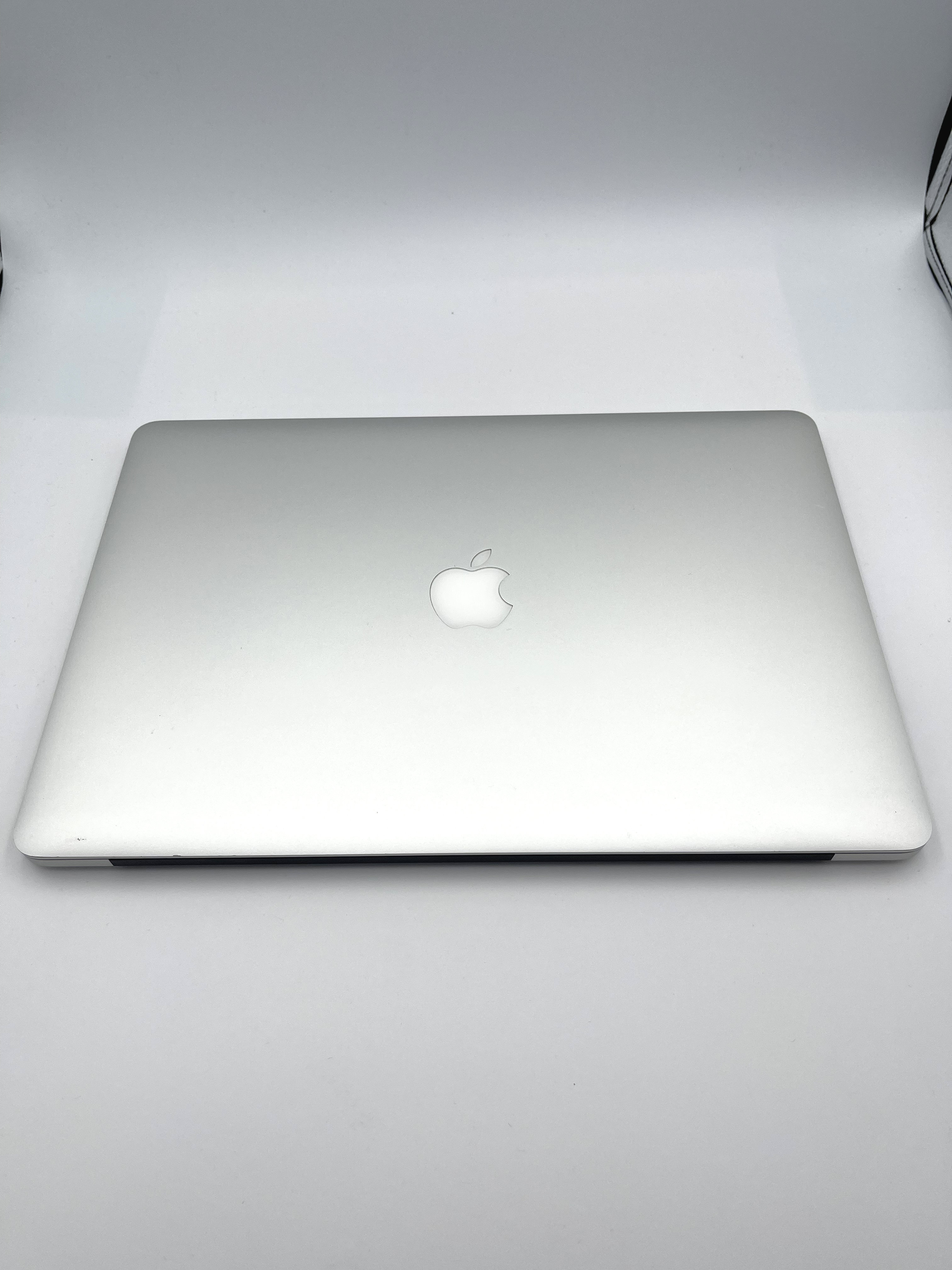 MacBook Pro 2015 15.4 inch i7 16GB 512GB Silver