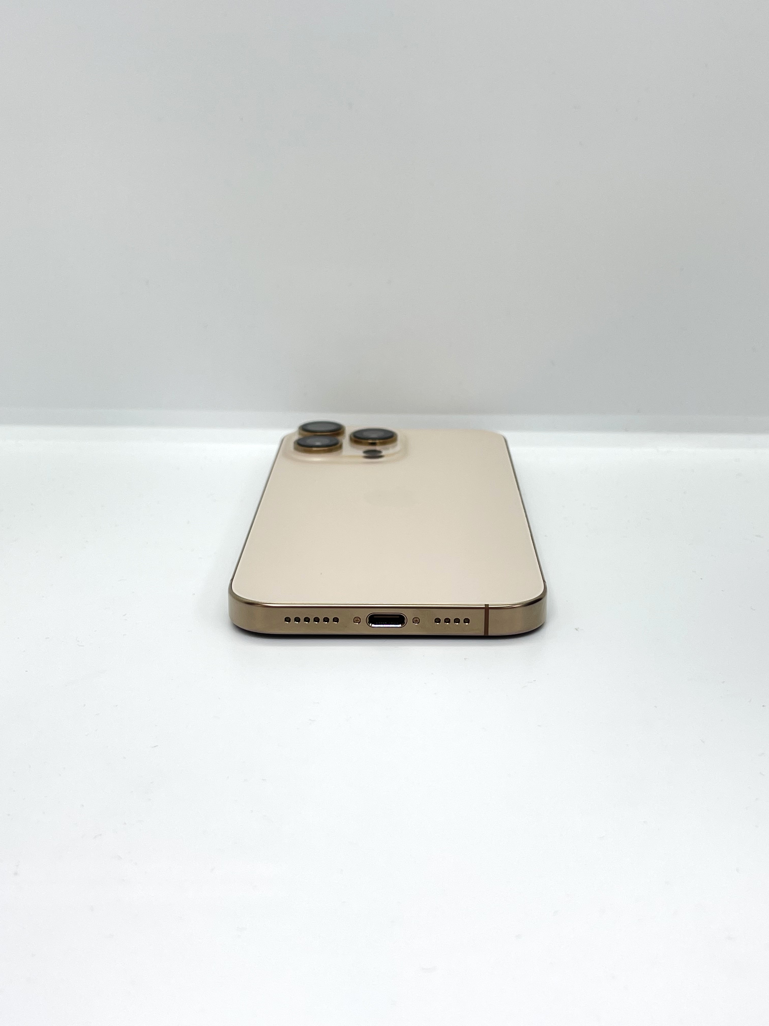 iPhone 16 Pro Max 256GB Titan Sa Mạc