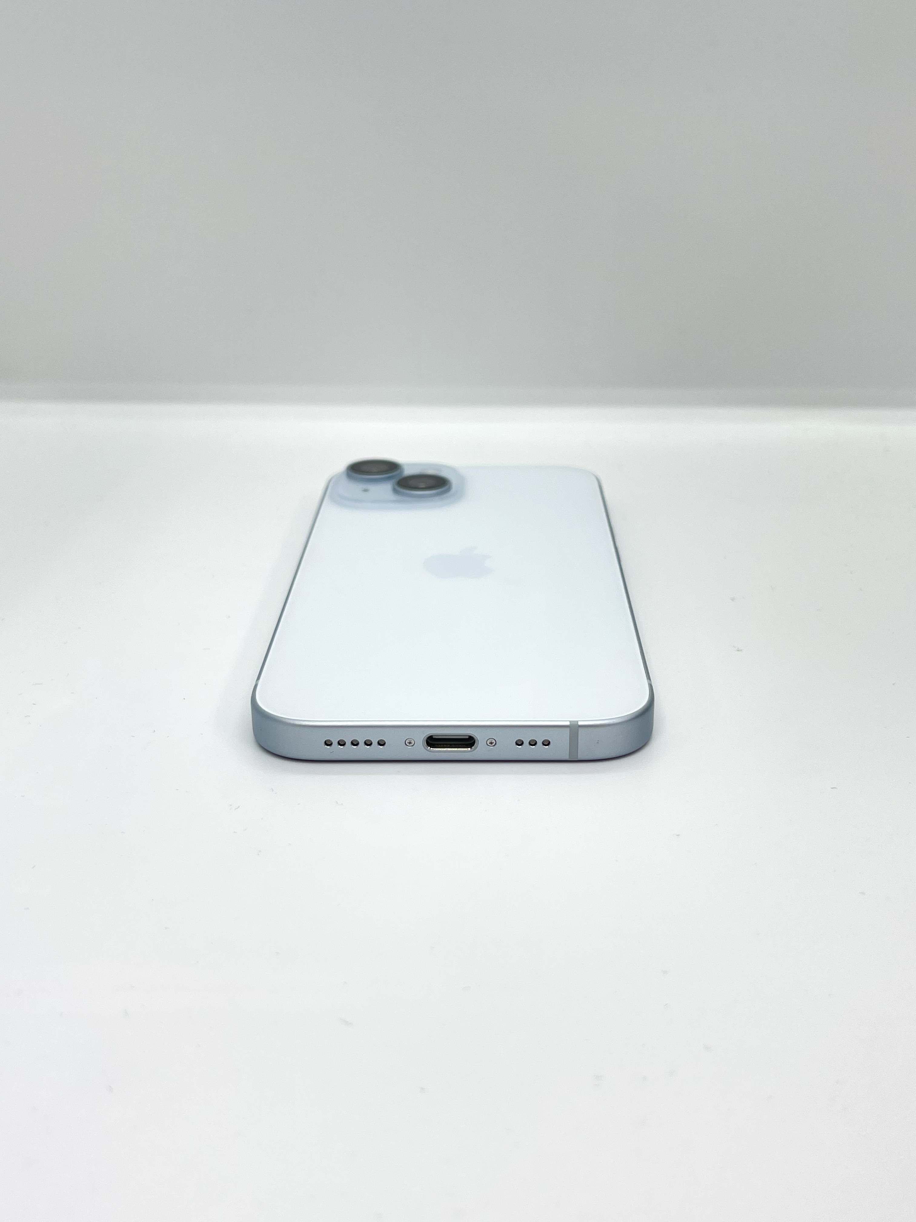 iPhone 15 128GB Blue