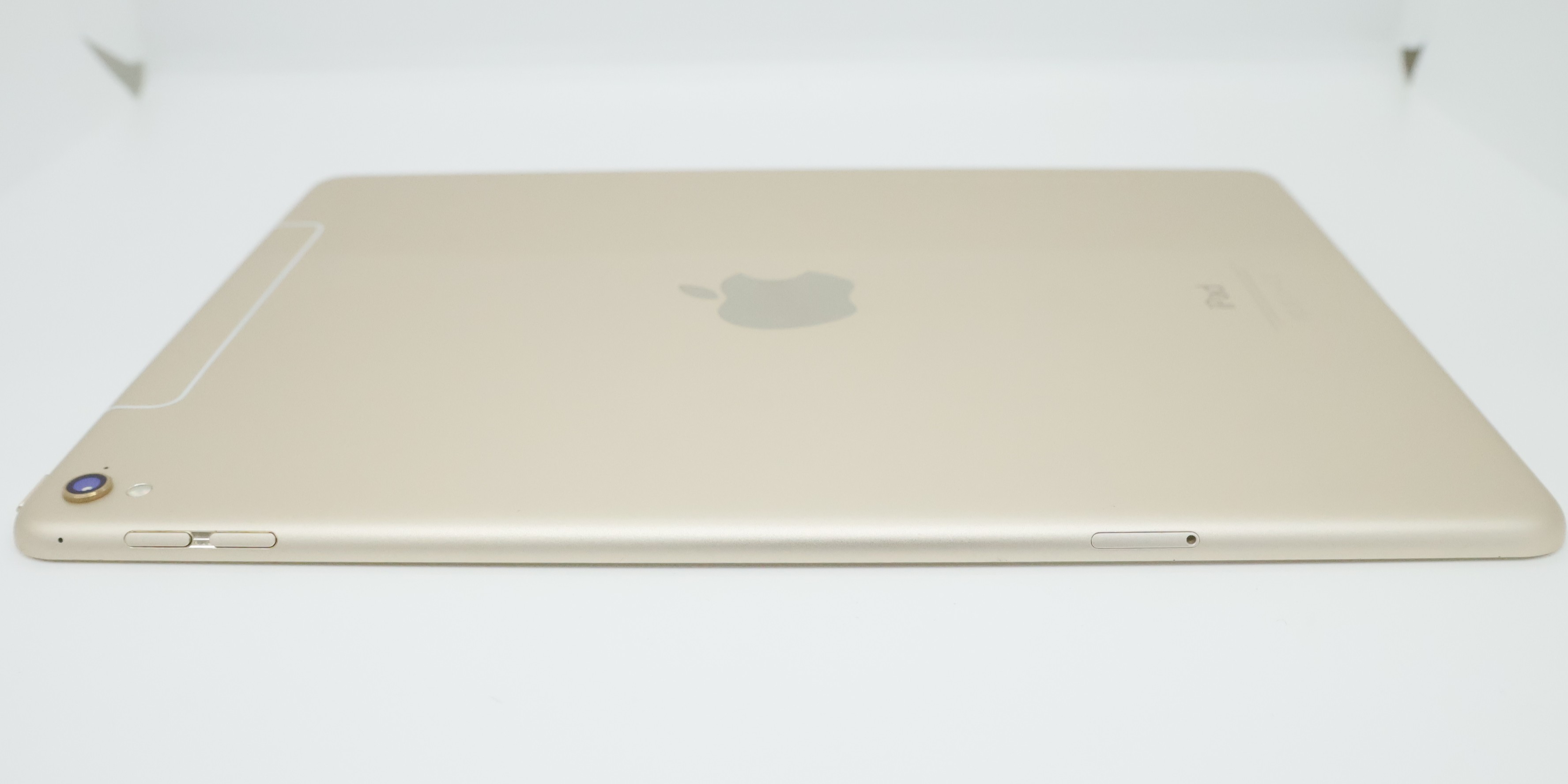 iPad Pro 9.7 inch 128GB Gold