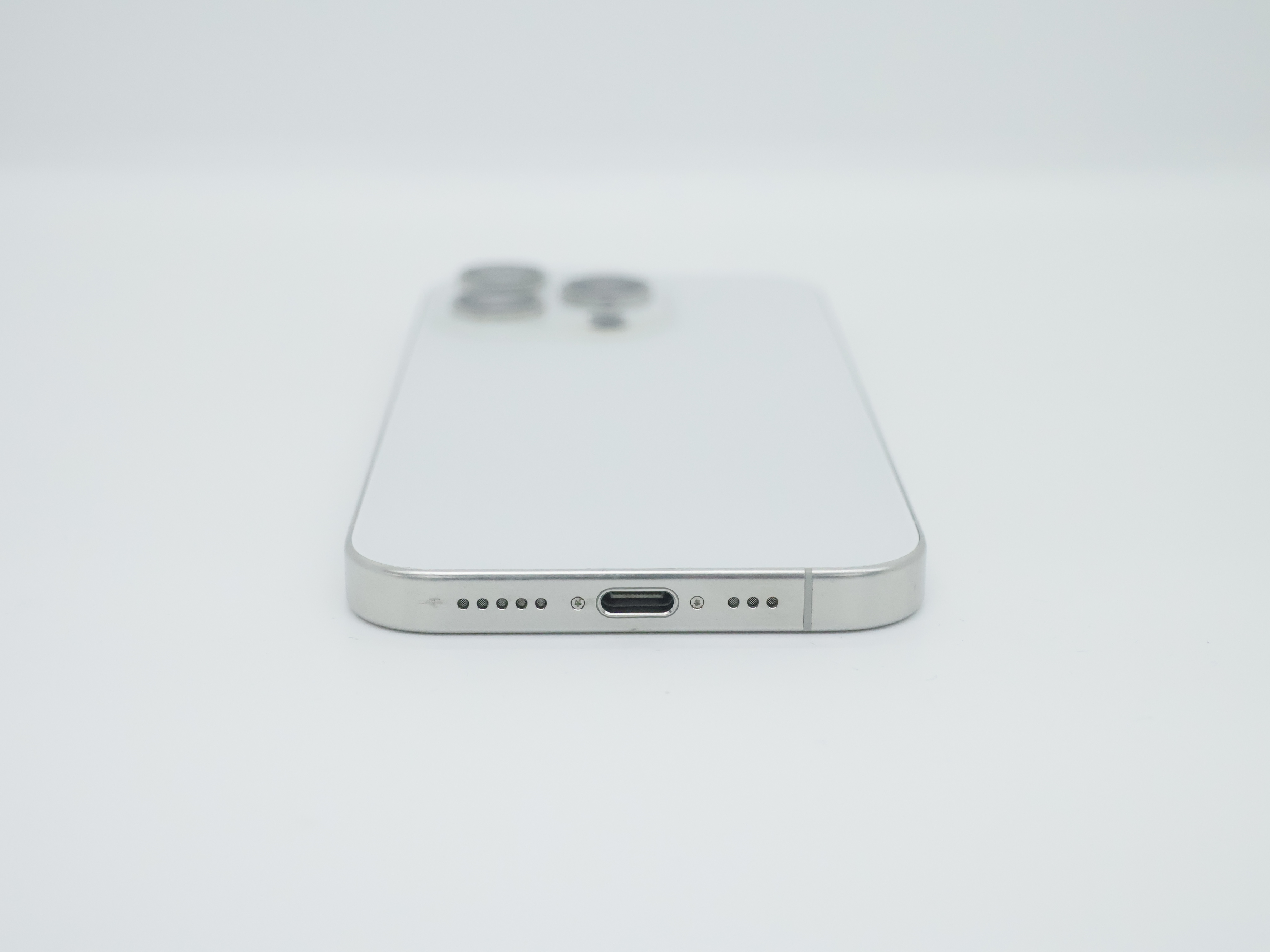 iPhone 15 Pro 128GB White Titan