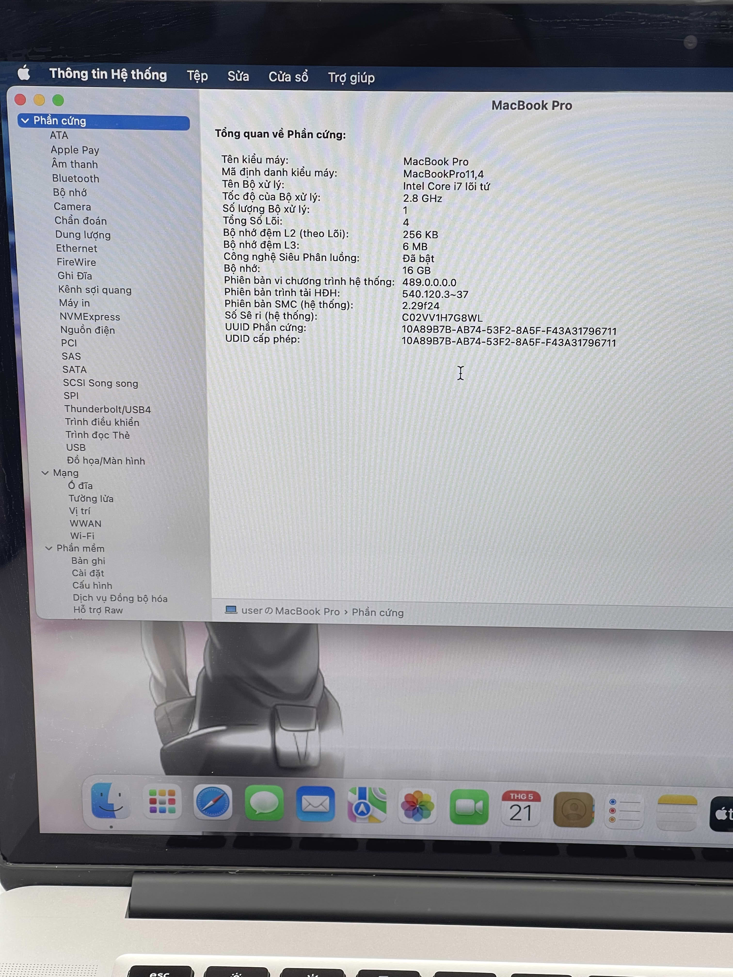 MacBook Pro 2015 15.4 inch i7 16GB 512GB Silver