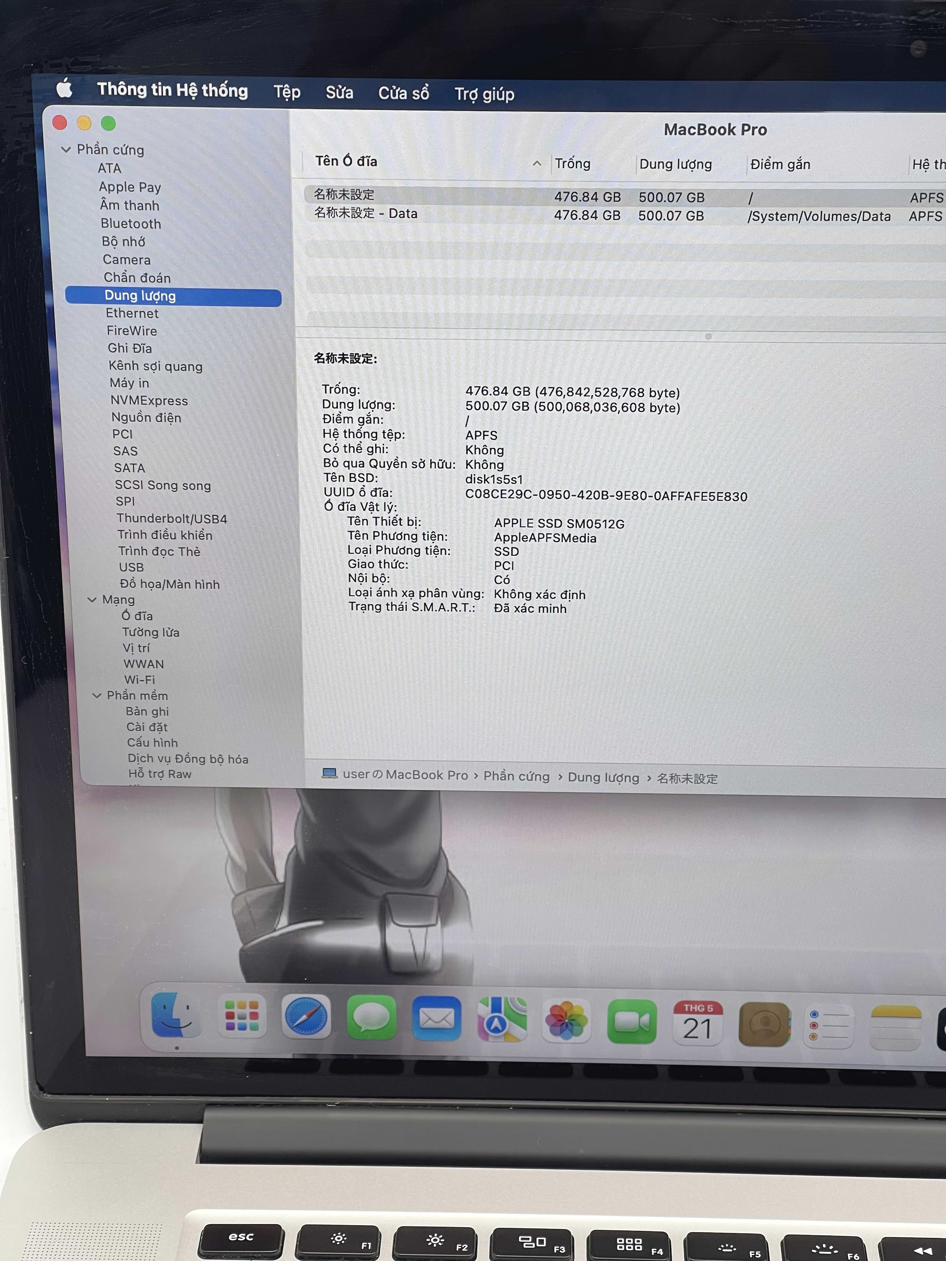 MacBook Pro 2015 15.4 inch i7 16GB 512GB Silver