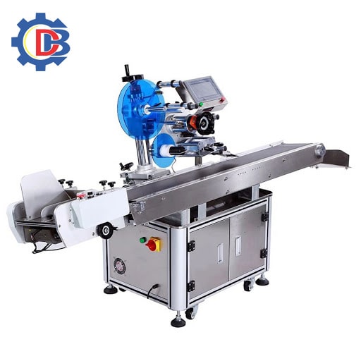 Máy dán nhãn nắp hộp tự động 