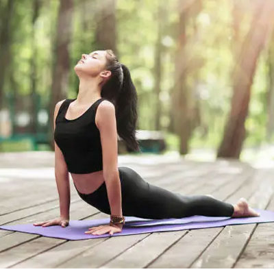 Tập yoga giúp cơ thể của trẻ phát triển linh hoạt hơn
