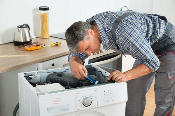 Máy giặt không cấp nước do lỗi Board mạch máy bị hỏng