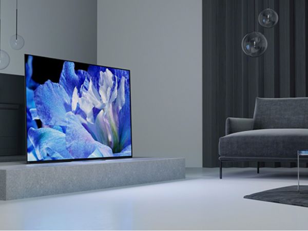 Tivi OLED Sony đặt tại phòng khách