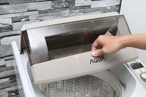 Máy giặt bị hở là nguyên nhân làm cho máy giặt lên nguồn nhưng không hoạt động