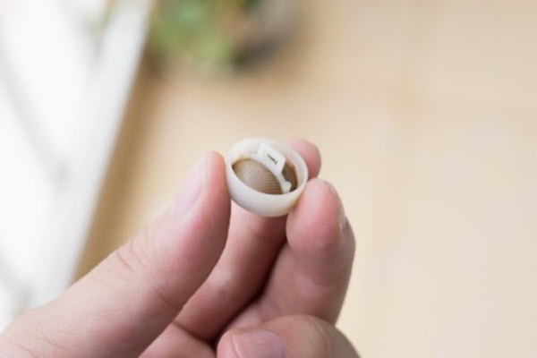 Máy giặt không vào nước do van cấp nước của máy bị bẩn