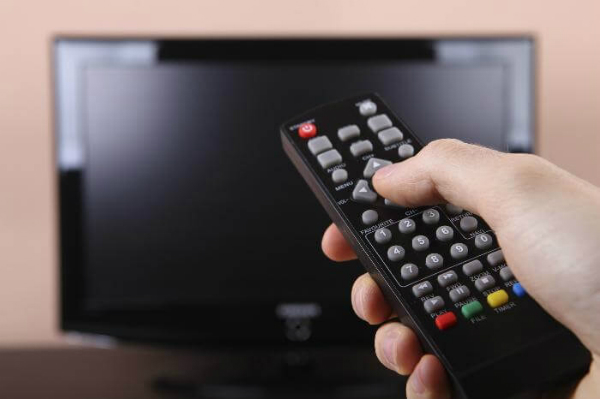 Màn hình tivi hiển thị lỗi màu đen