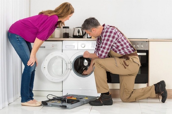 Dấu hiệu máy Electrolux bị khóa