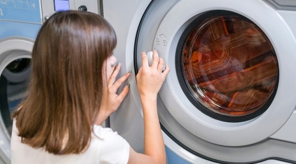Hướng dẫn cách mở khóa trẻ em ở máy giặt Electrolux