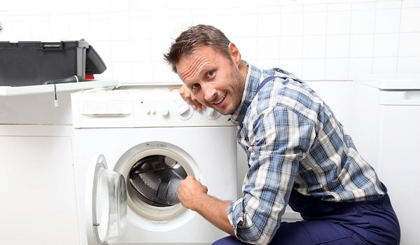Biết cách reset máy Electrolux giúp khắc phục lỗi nhanh chóng