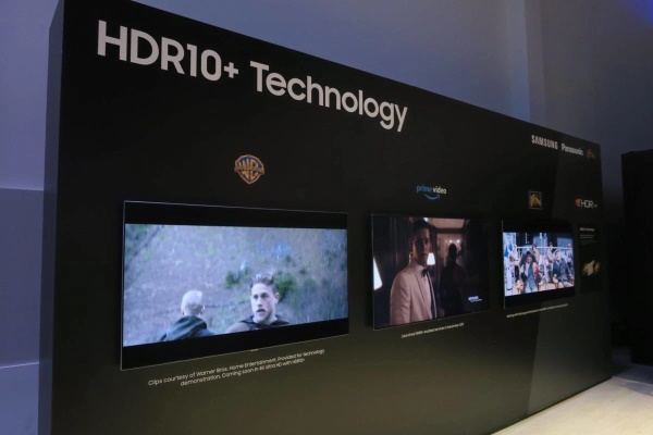 HDR10+ sử dụng siêu dữ liệu động, cho khả năng điều chỉnh hình ảnh hiển thị trên từng khung hình