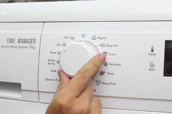 Lỗi thường gặp ở núm xoay trên máy giặt hãng Electrolux