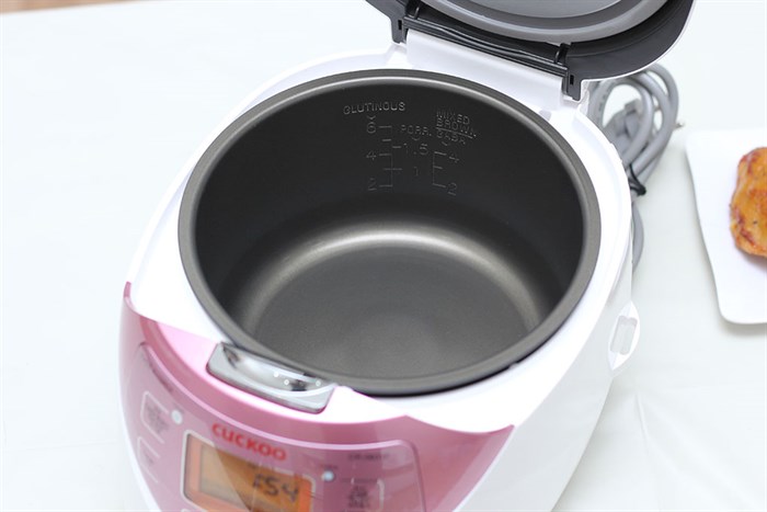 Nồi cơm điện tử Cuckoo 1 lít CR- 0631F