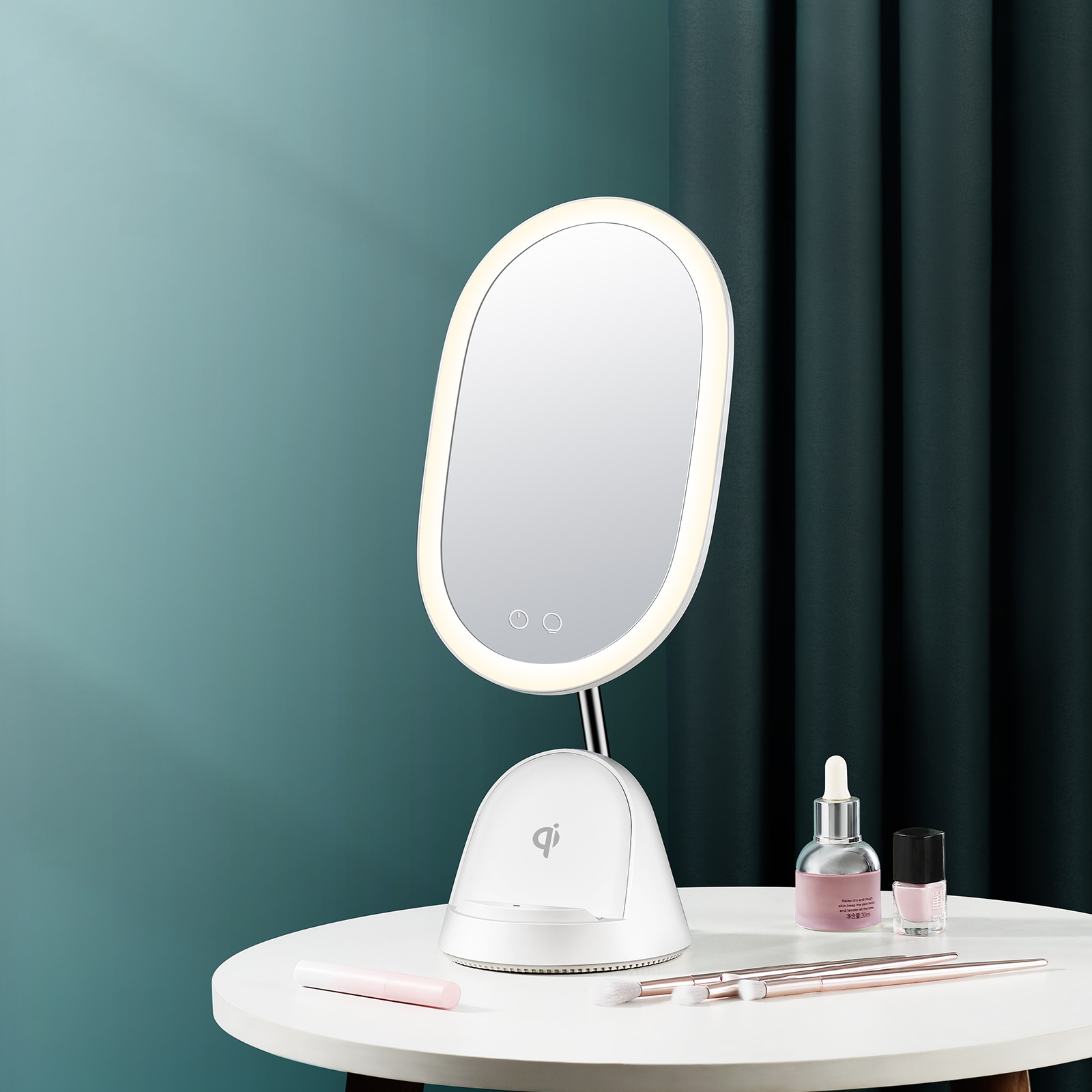 Gương trang điểm cảm ứng tích hợp đèn LED kèm sạc không dây WILIT QU10AM cao cấp