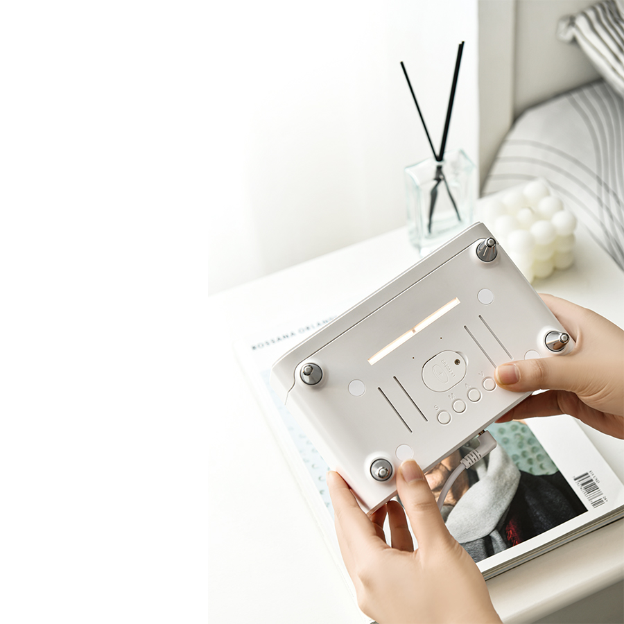 Đèn ngủ để bàn kèm sạc không dây WILIT A11CAM cao cấp