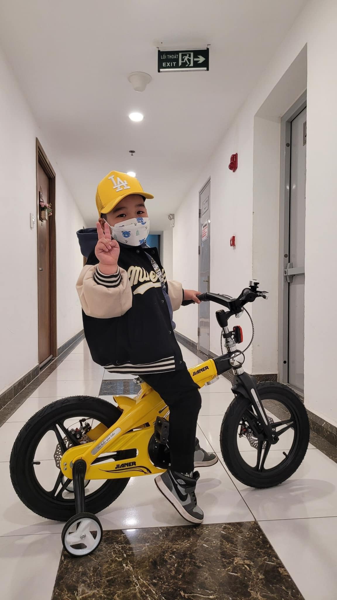 Giới thiệu màu xe đạp trẻ em LanQ cao cấp mới cho trẻ em từ 2,3,4 tuổi trở lên