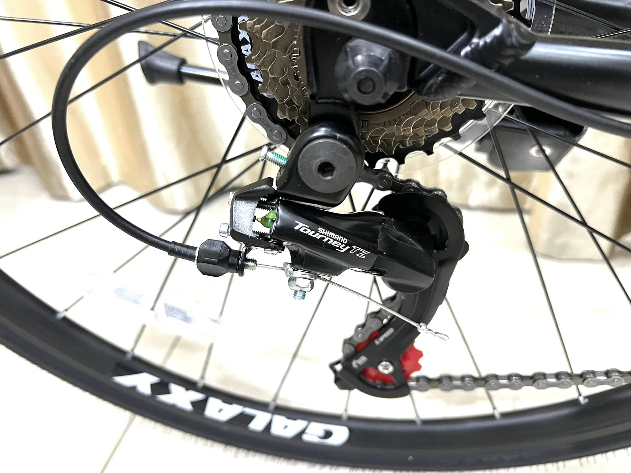 Xe Đạp Đi phố Galaxy RL200 Khung nhôm 21 số Shimano
