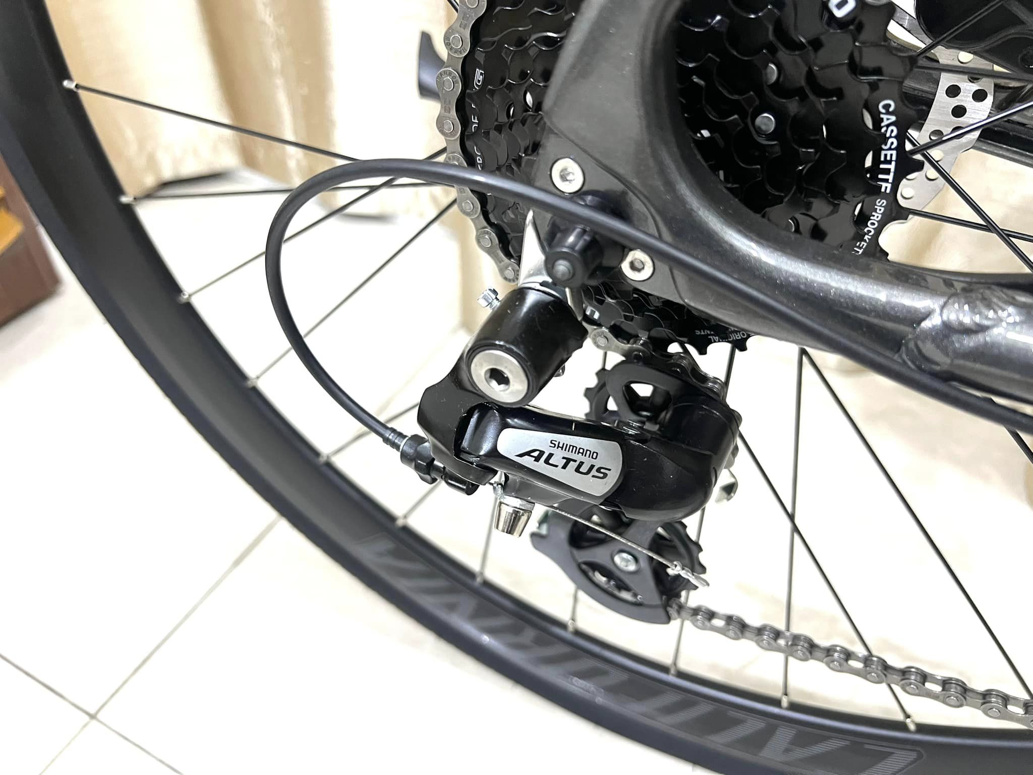 Xe Đạp Đi phố Califonia S790 Trục rỗng, phanh dàu 24 số Shimano