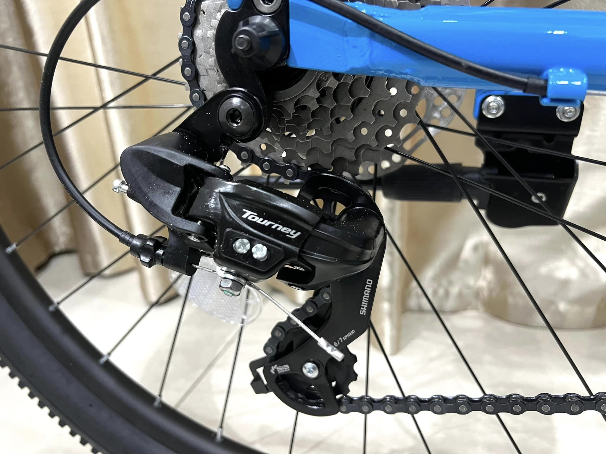 Xe Đạp Trinx M500 elite Vành 27'5 khung nhôm 24 số Shimano cao cấp