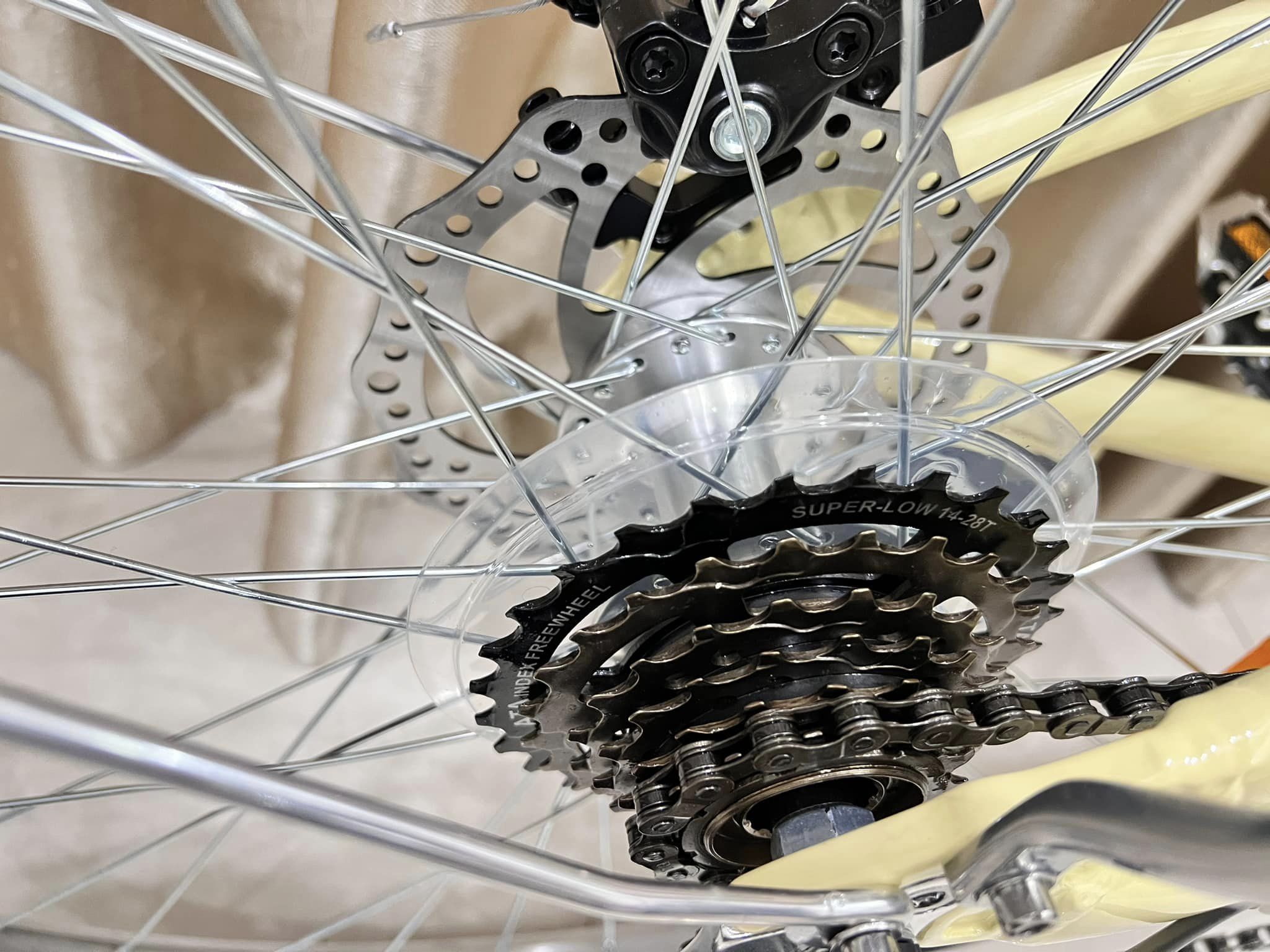 Xe đạp Califonia Modeltime Khung nhôm 6 số Shimano