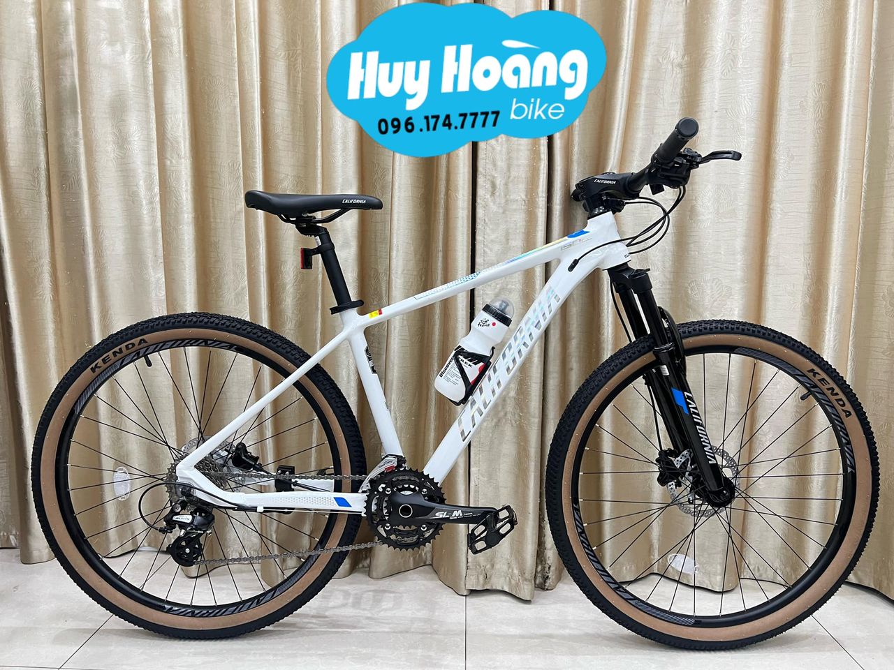 Copy of Xe Đạp Califonia 750cc Phanh Dầu 24 số Shimano Trục rỗng