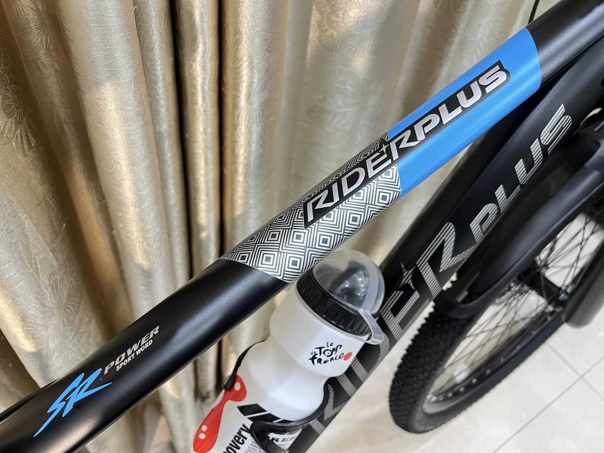 Xe Đạp RIDER Plus RP24 ( 9 đến 15 tuổi )