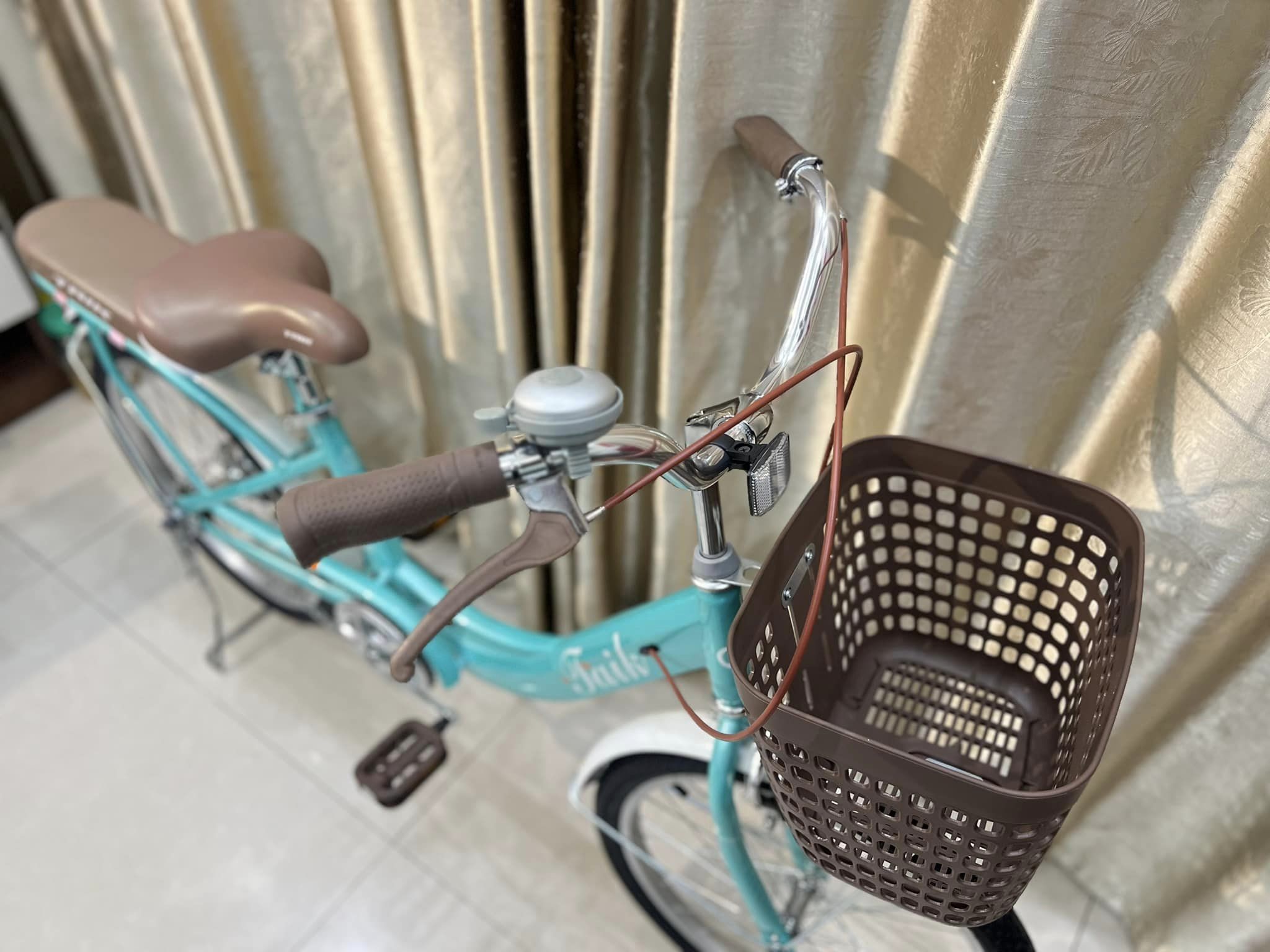 Xe đạp trẻ em Taik V20 ( 7 - 12 tuổi )