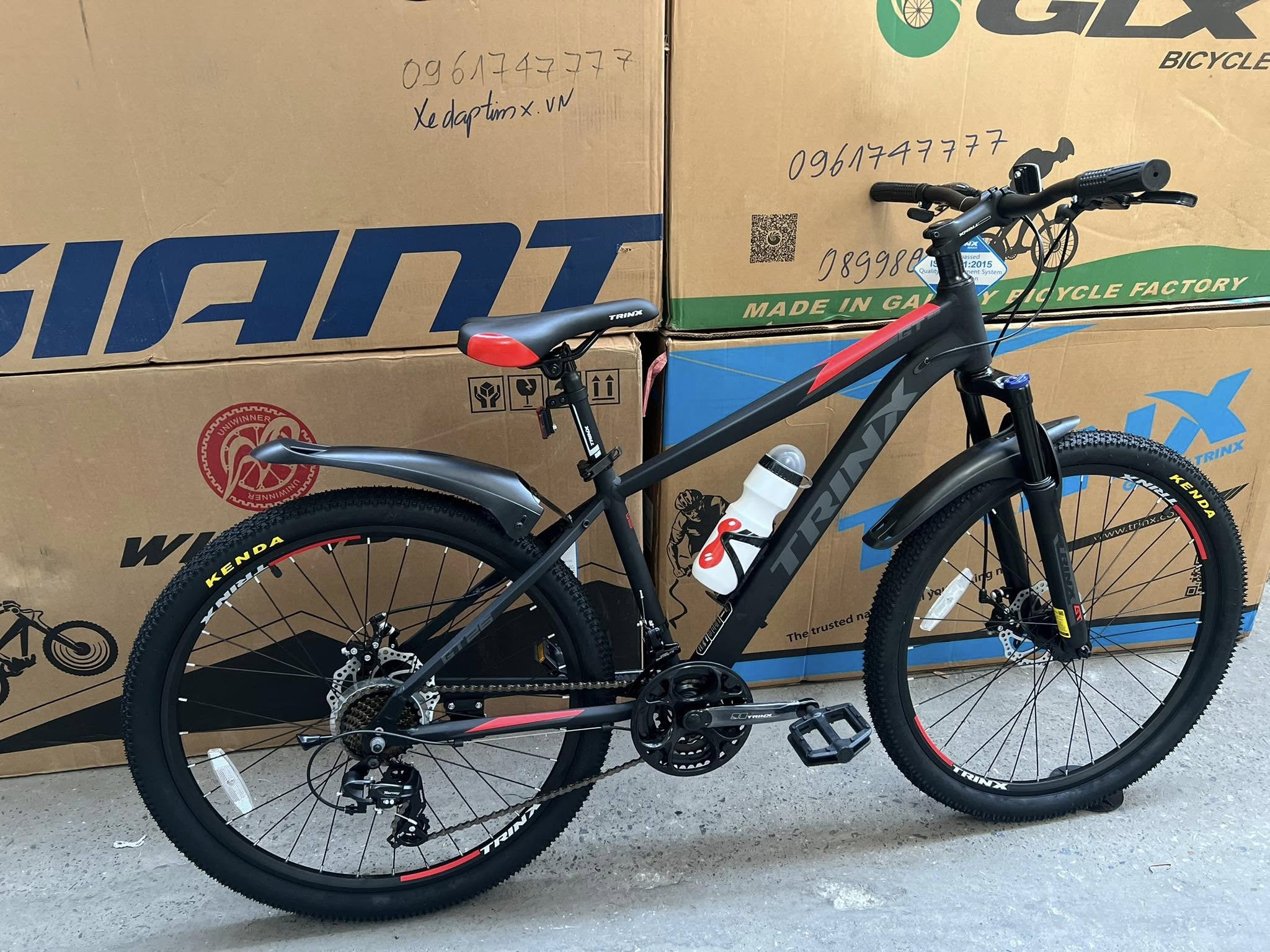 Xe Đạp Trinx GT26 Khung Nhôm 21 số Shimano