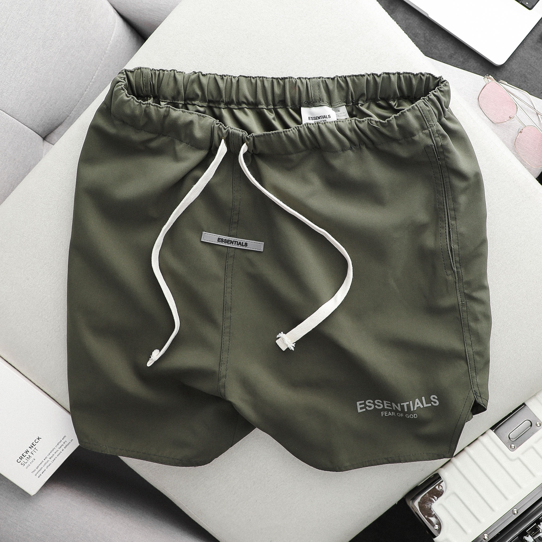 quần Short dù gió essentials 9888