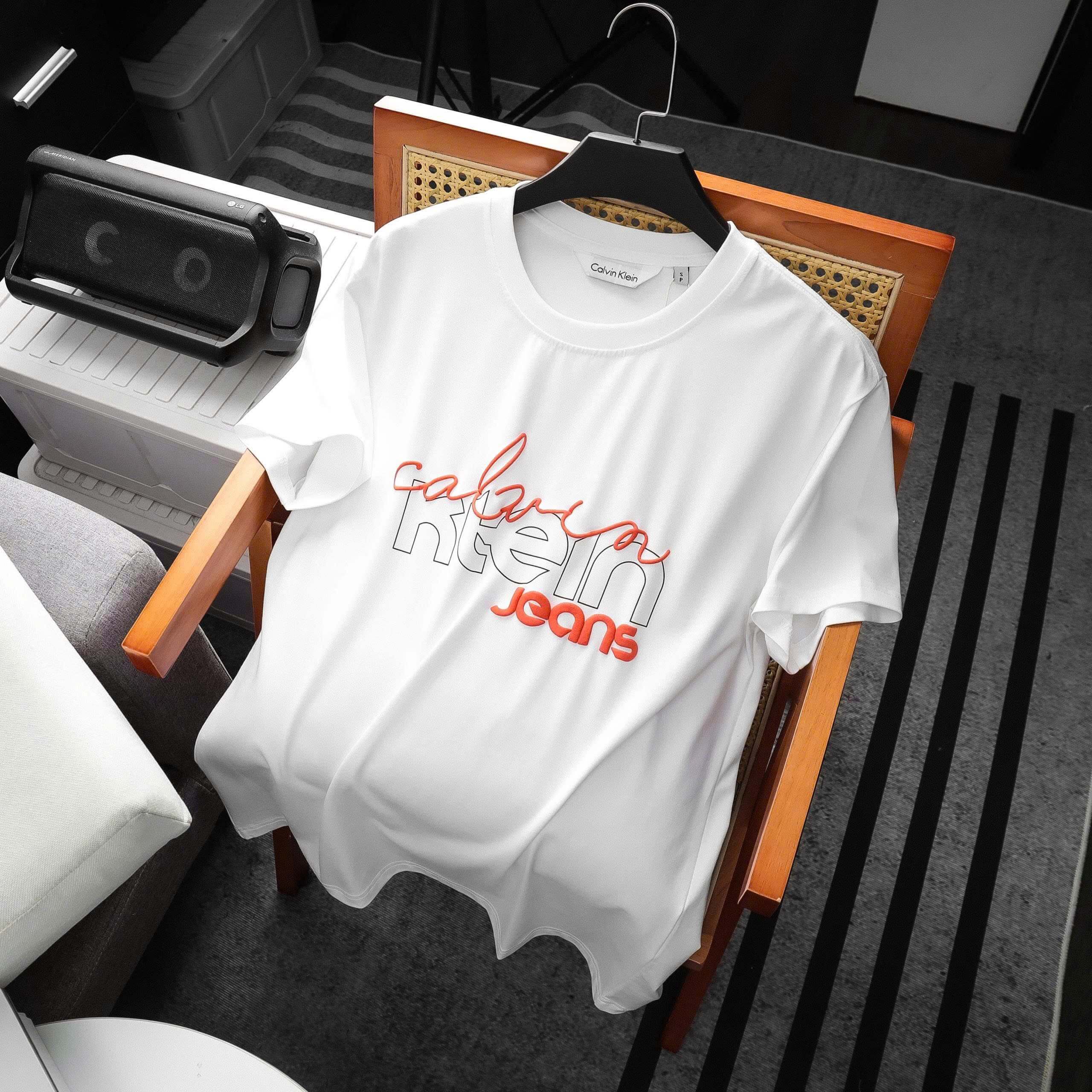 Áo Thun Thời Trang Neon 4M AT51