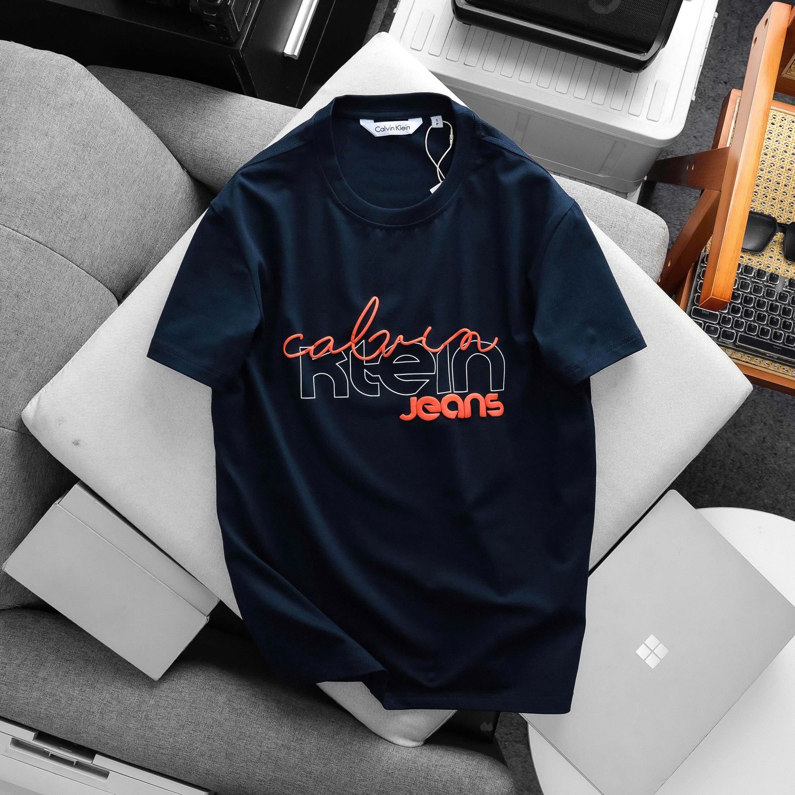 Áo Thun Thời Trang Neon 4M AT51