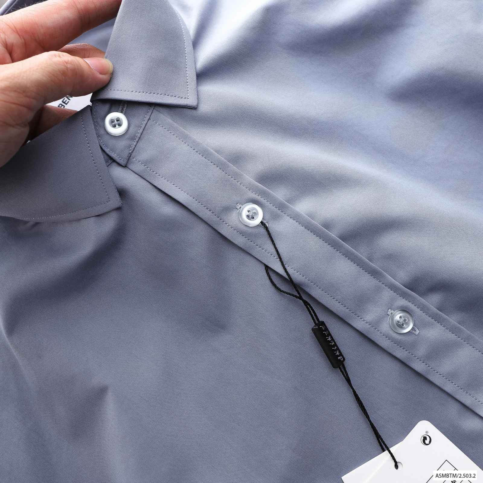 Áo Sơ Mi Tay Ngắn Vải Lụa Mịn 8427