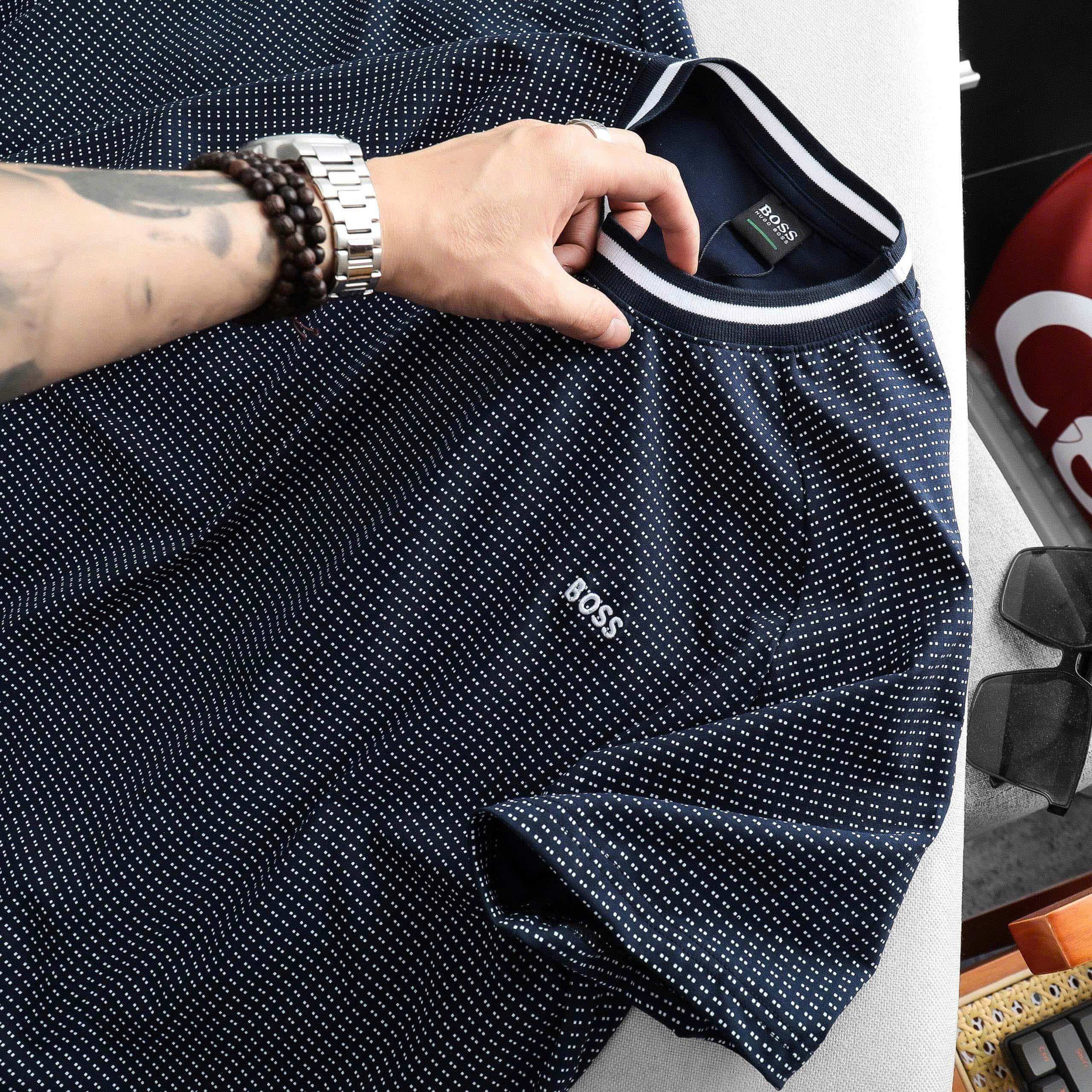 Áo Thun Thời Trang Hongkong AT61