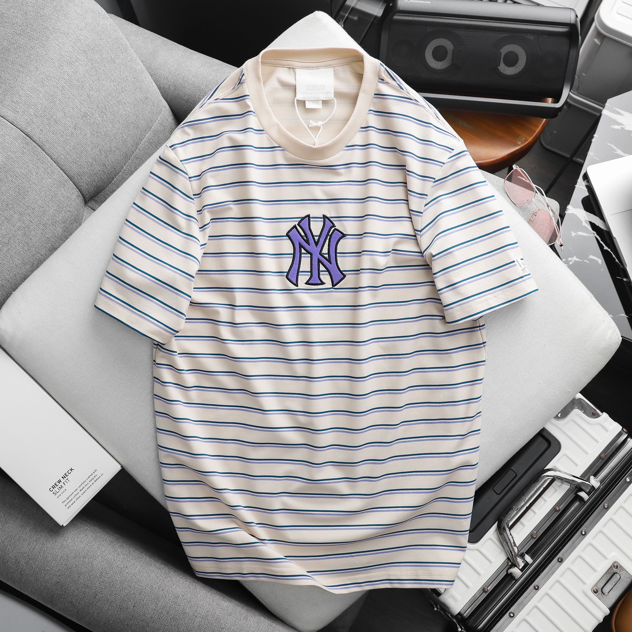 Áo thun M.L.B Stripe MB09