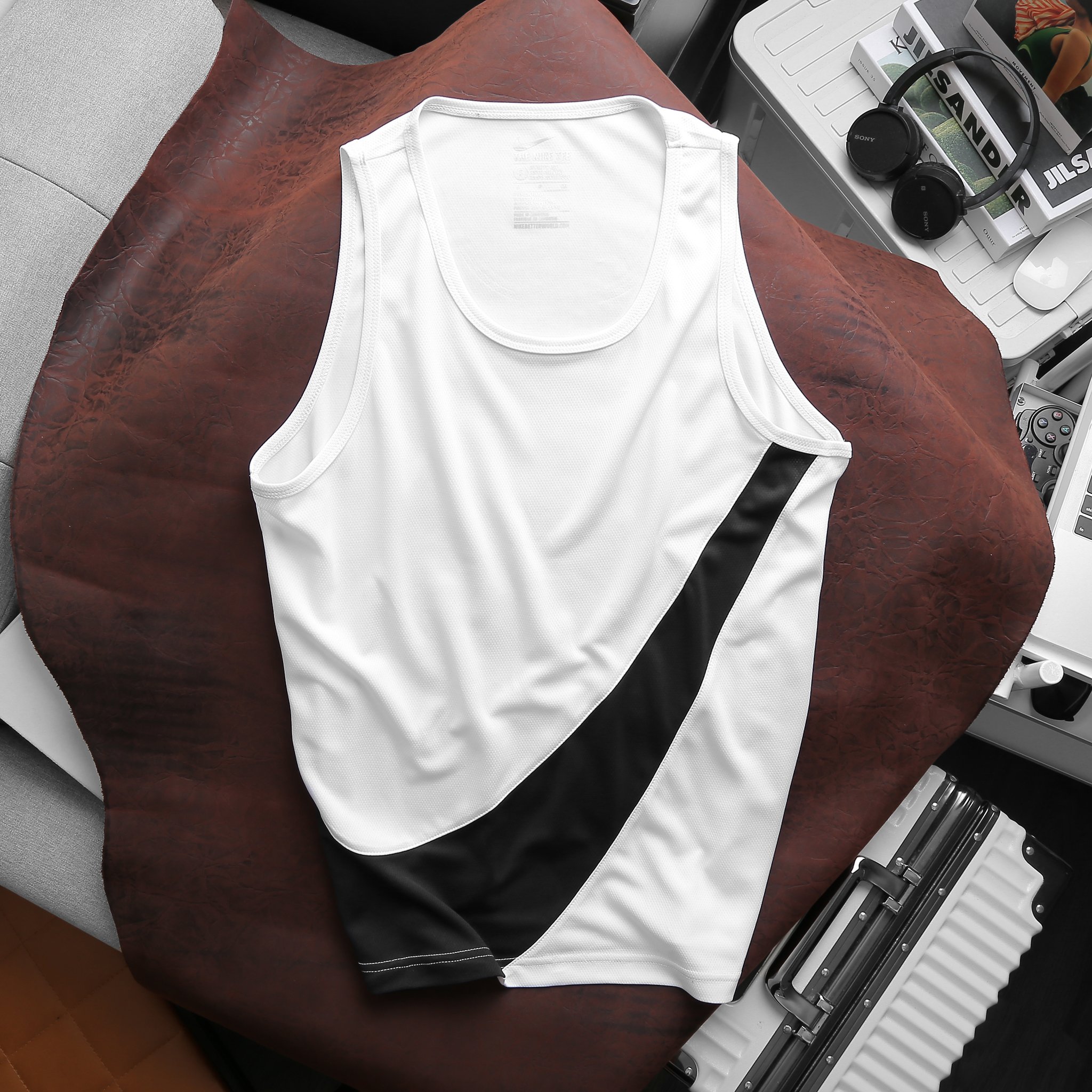 Áo tanktop NK Swoosh N32