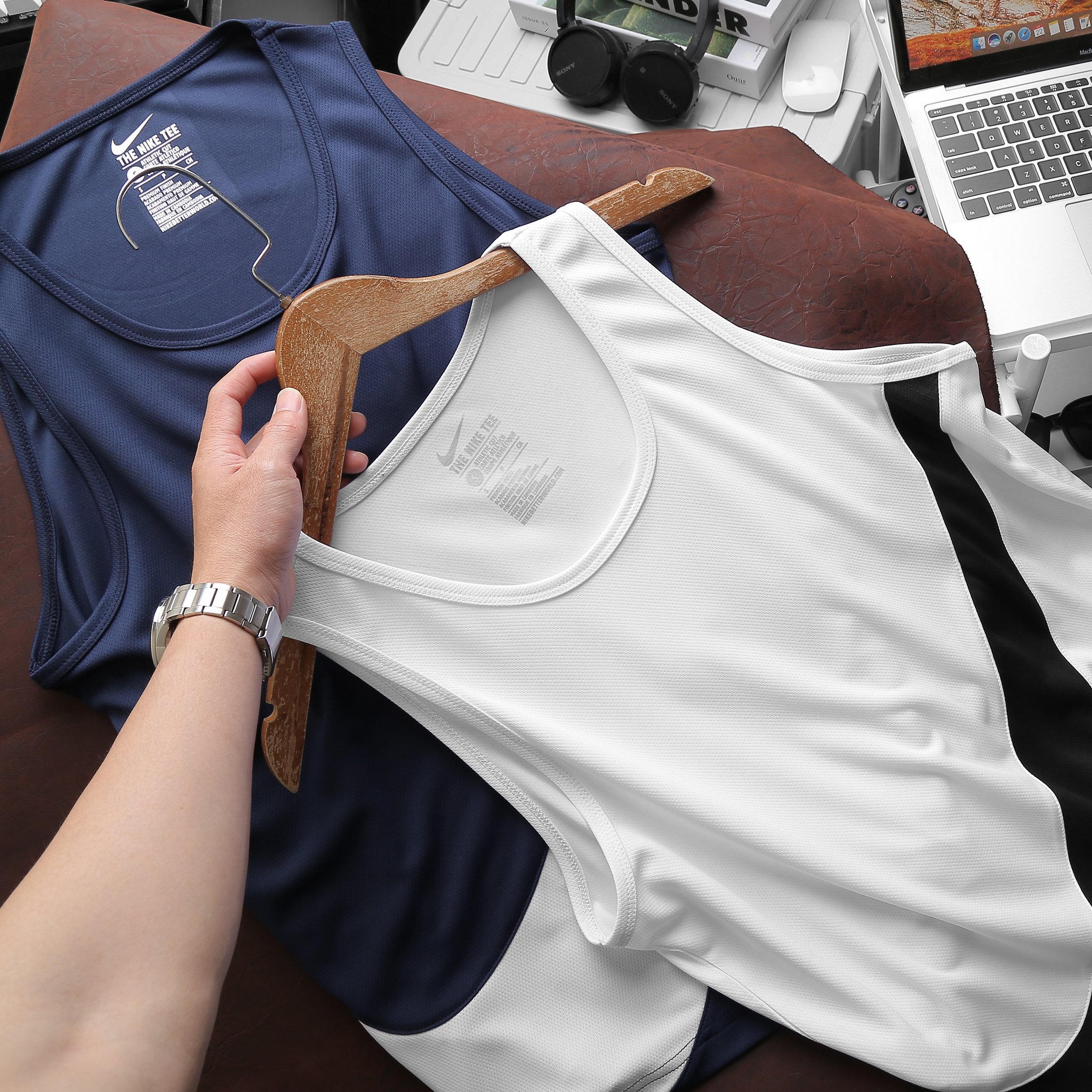 Áo tanktop NK Swoosh N32