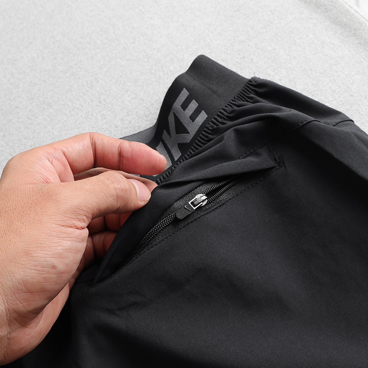 Short running Nike QS77