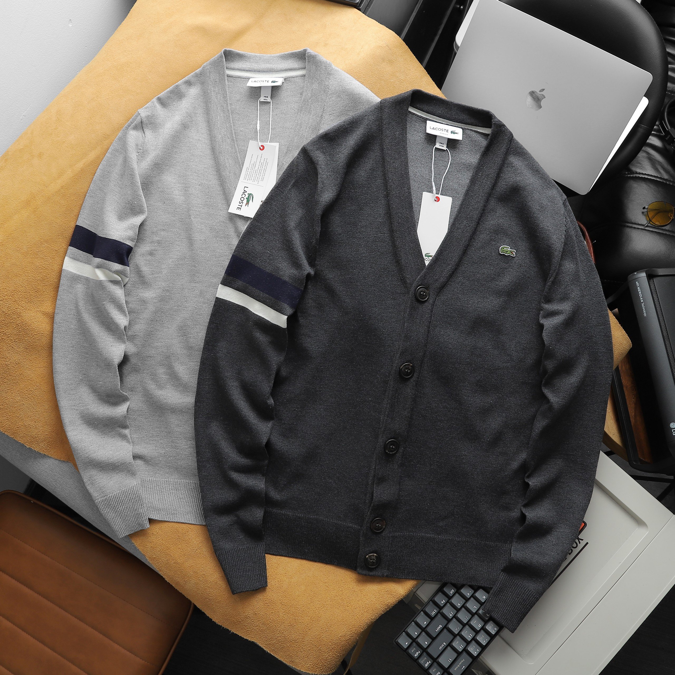 Áo cardigan LC AK17