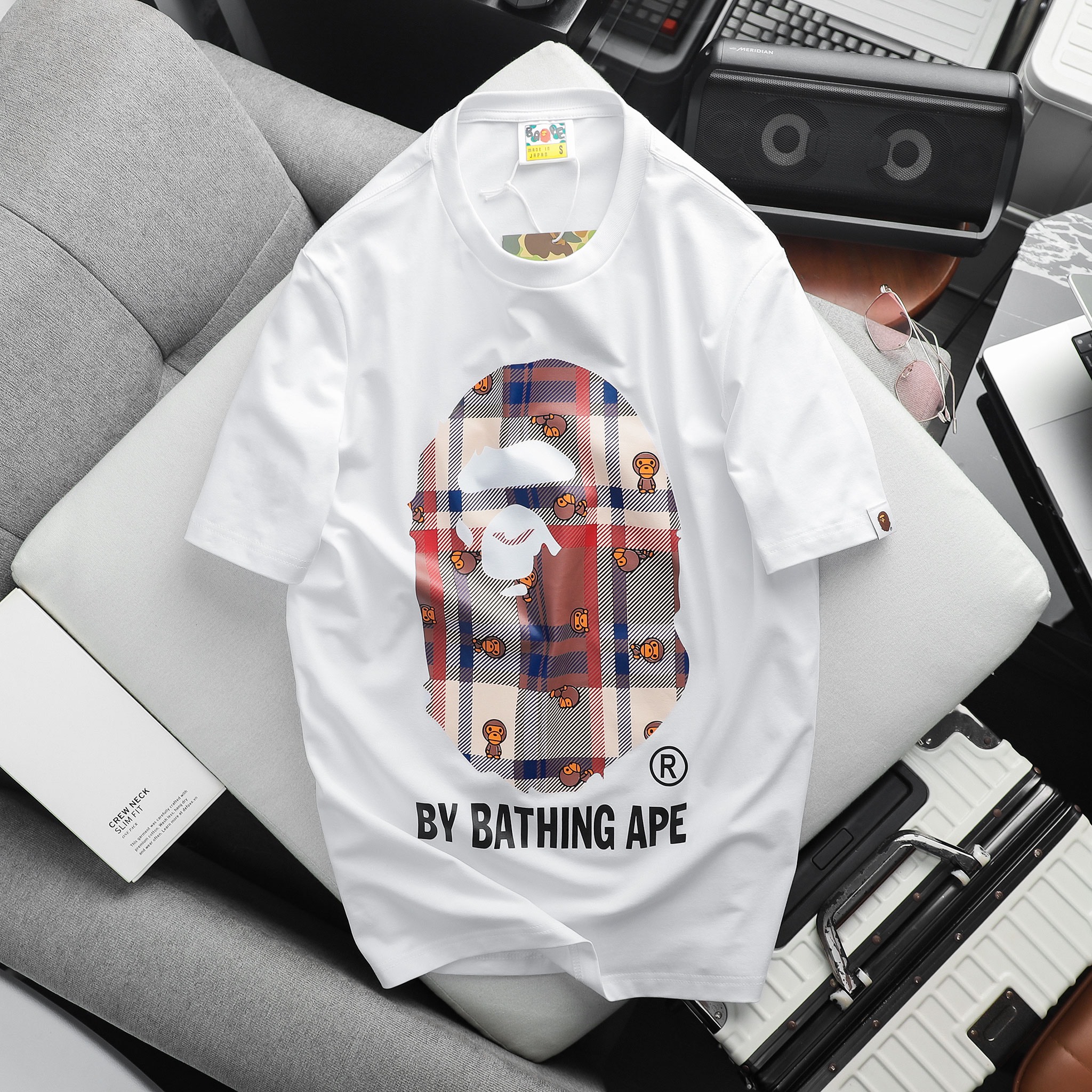 Áo thun APE x BBR HEAD CT235